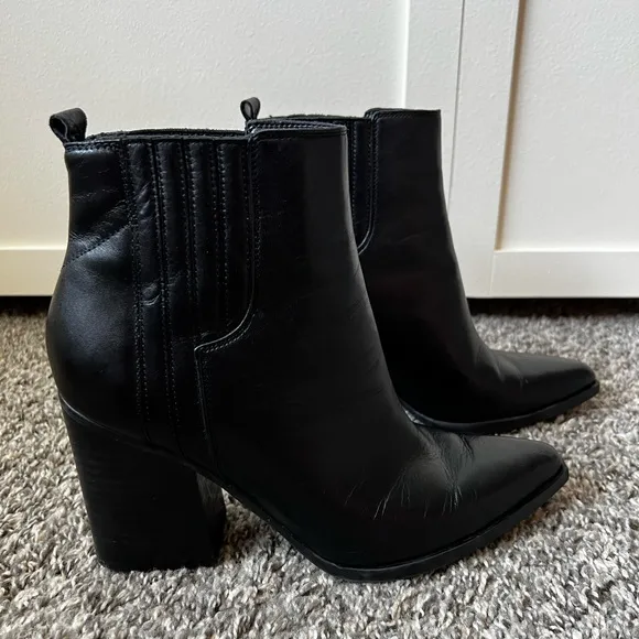 Marc Fisher Alva Pointy‎ Toe Leather Women’s Black Boots Size 9