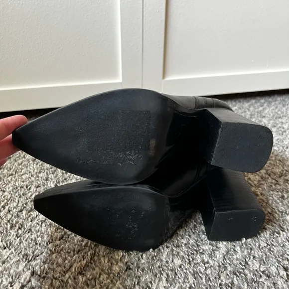 Marc Fisher Alva Pointy‎ Toe Leather Women’s Black Boots Size 9