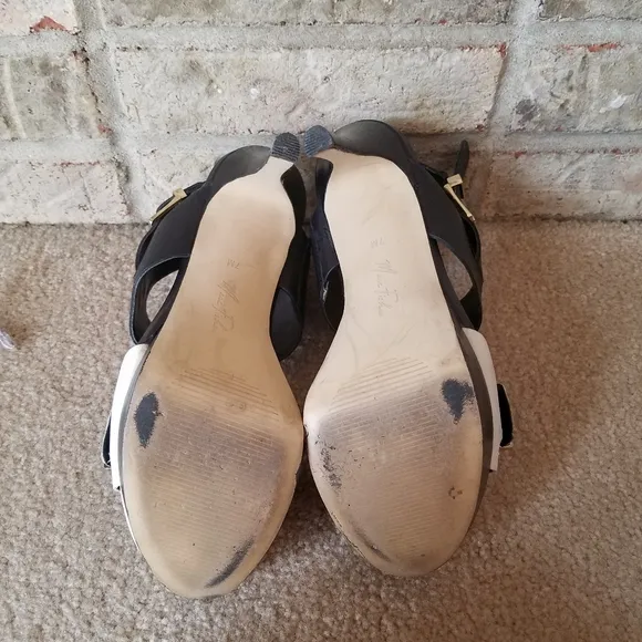 Marc Fisher Black White Smakeskin Platform Sandals