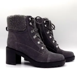 Marc Fisher Lakynn Ankle Boots Size 9.5 Suede Dark Gray Lug Sole Faux Fur Collar