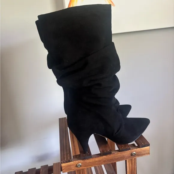 Marc Fisher Paityn Elegant Slouchb Black Suede Women's Boots