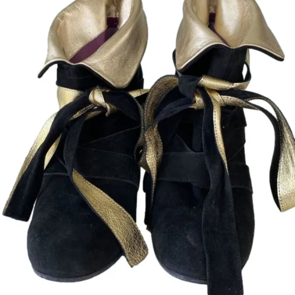 MARC Jacobs Ankle Boots Black and Gold Size 38.5