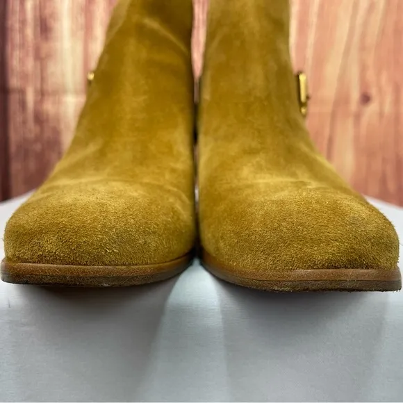 Marc Jacobs ginger tan suede interlock booties women’s size 8.5 brand size 38.5
