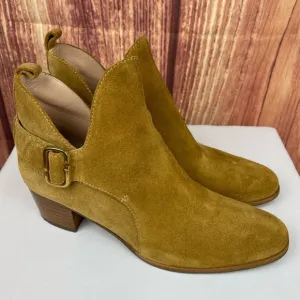 Marc Jacobs ginger tan suede interlock booties women’s size 8.5 brand size 38.5