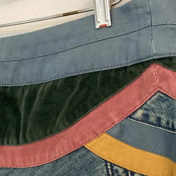 Marc Jacobs Y2K Denim Skirt 70’s style sz 6 NWT