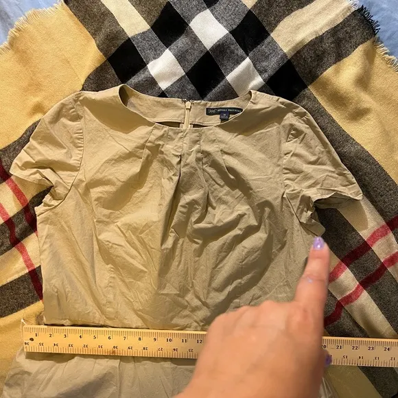 MEASURING A DRESS WIDTH WAIST HIPS LENGTH