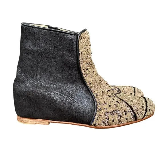 Meher Kakalia Black Gold Tan Hand Beaded Leather Boots - Size 36