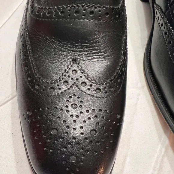 Men’s Black Florsheim dress shoes