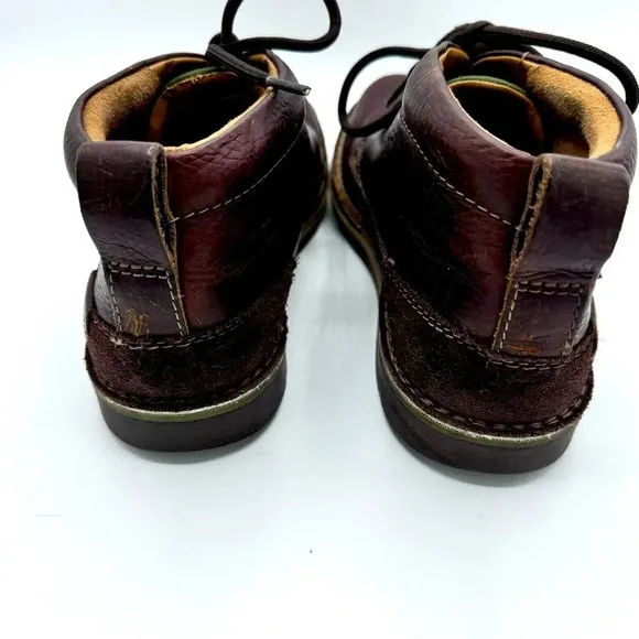 Men’s Clark’s Boots vguc size 11. Leather and suede uppers