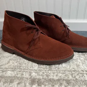 Mens Clark’s Originals Charles F Stead Chukka Boots Dessert‎ boots
