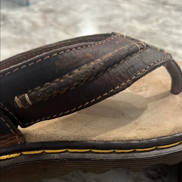 Men’s Dr. Marten’s docs Brown Leather Sandals size 12 flip flop brown