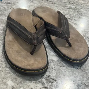 Men’s Dr. Marten’s docs Brown Leather Sandals size 12 flip flop brown