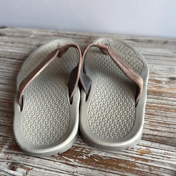 Merrell Brown Sandals size 8