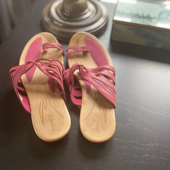 Merrell Red Slice Sandal​​​​