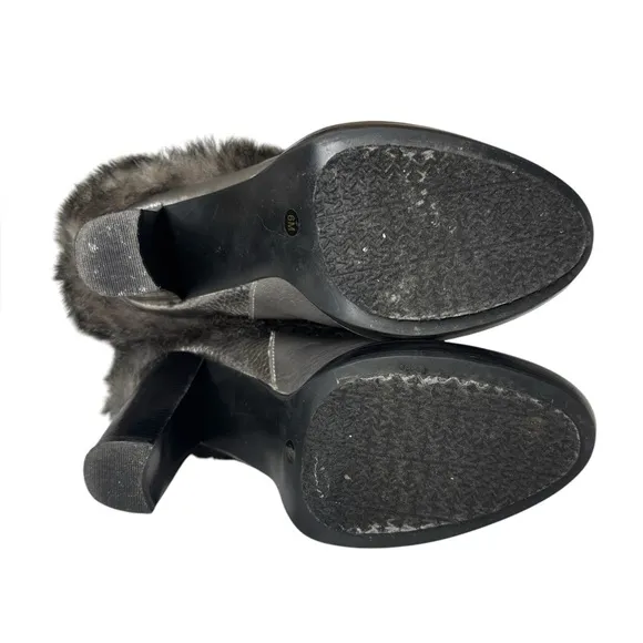 Michael Kors Silver Faux Fur Metallic Carlie Boots Size 6 Gunmetal
