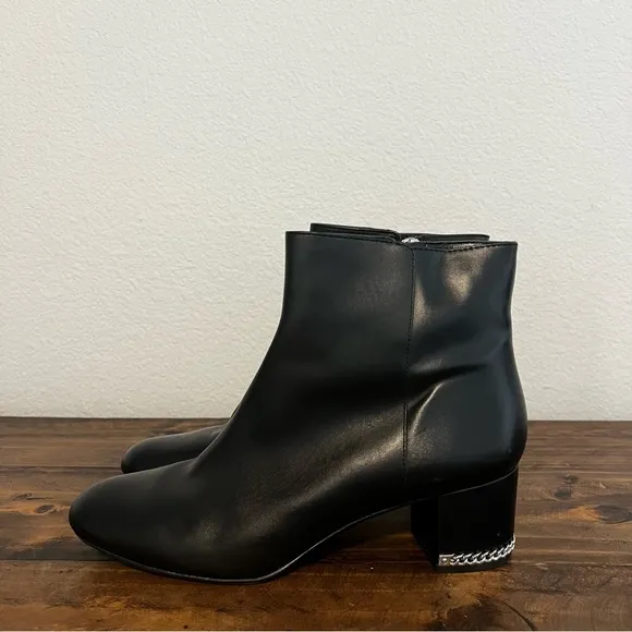 MICHAEL Michael Kors Chain-Detail Black SABRINA MID BOOTIE. Size 9.5.