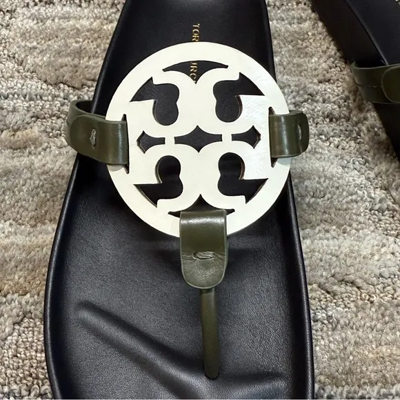 Miller cloud sandals women’s Sz 9