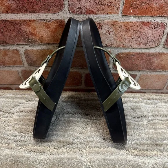 Miller cloud sandals women’s Sz 9