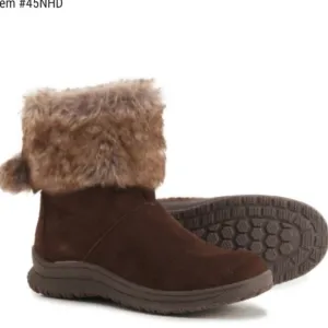 Minnetonka Somerville Boots - Suede NWT