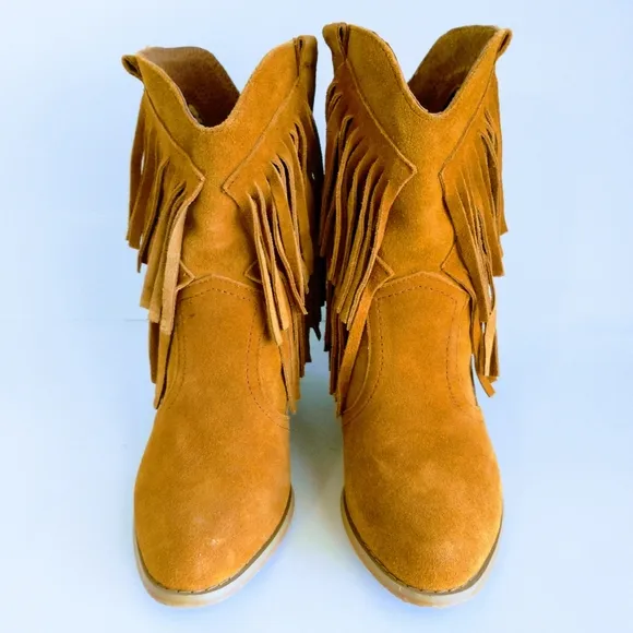 Miss &amp; Mr. Foot Women's Fringe Suede Ankle Boots