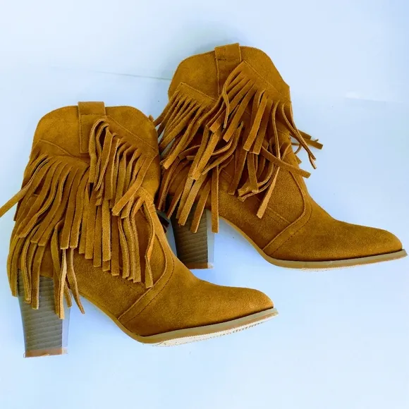 Miss &amp; Mr. Foot Women's Fringe Suede Ankle Boots