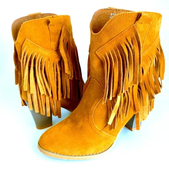 Miss &amp; Mr. Foot Women's Fringe Suede Ankle Boots
