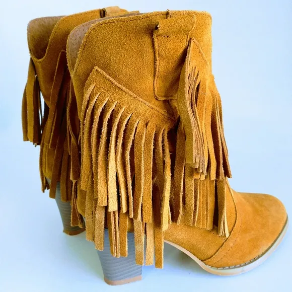 Miss &amp; Mr. Foot Women's Fringe Suede Ankle Boots