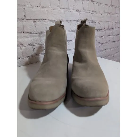 MNML Suede Crepe Chelsea Boots Tan Suede Men’s sz 8.5 Gum Sole