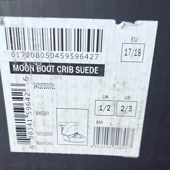 Moon boots crib suede 2/3c