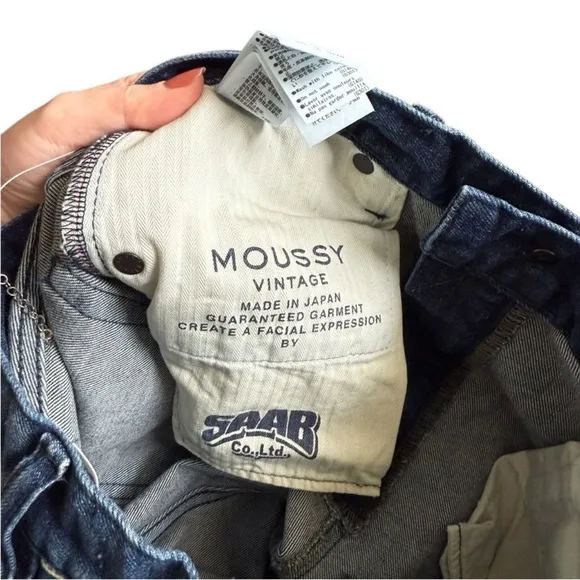 MOUSSY Emma Cropped Flare-Hi Denim Size 27