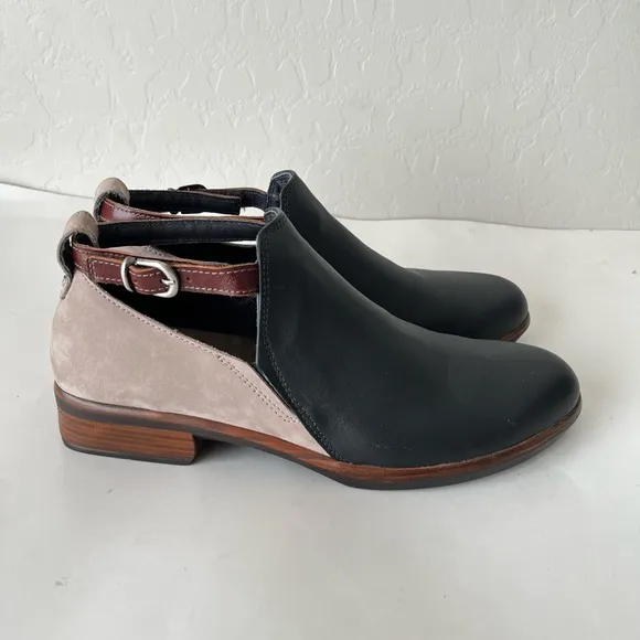 Naot Kasmin Suede Leather Two Tone Boots Booties Size EU 41 NEW NWOT