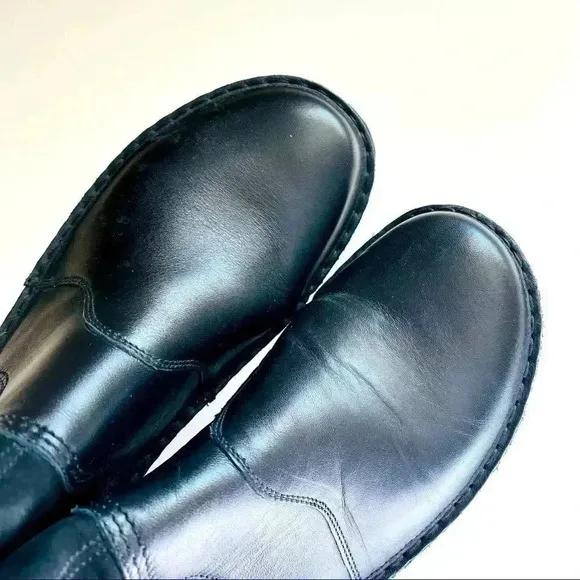 Naot Leather Suede Ankle Boots