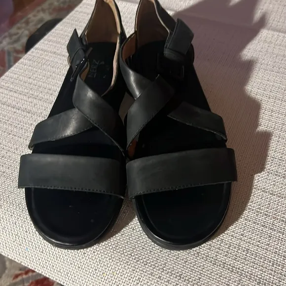 Naturalizer Riviera Wedge Sandal, leather size9.5