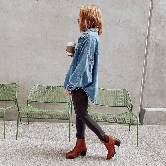 NATURALIZER VERNEY WATERPROOF LEATHER LUG BOOTS CIDER-SPICE
