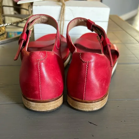 Neosens Women's Red Sandals Size 37 or 6.5 or 7 EU