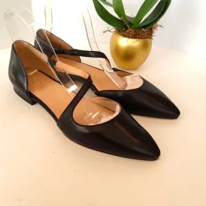 NEW ! 27 EDIT  Heather flats black leather pointy toe shoes