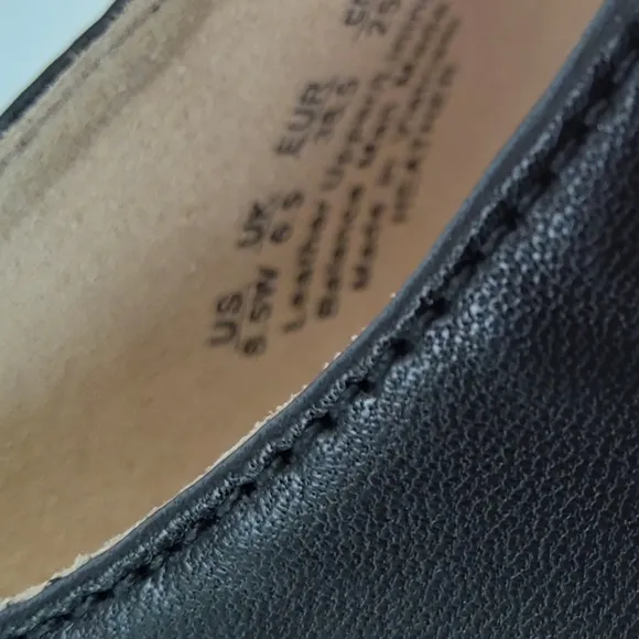 NEW ! 27 EDIT  Heather flats black leather pointy toe shoes
