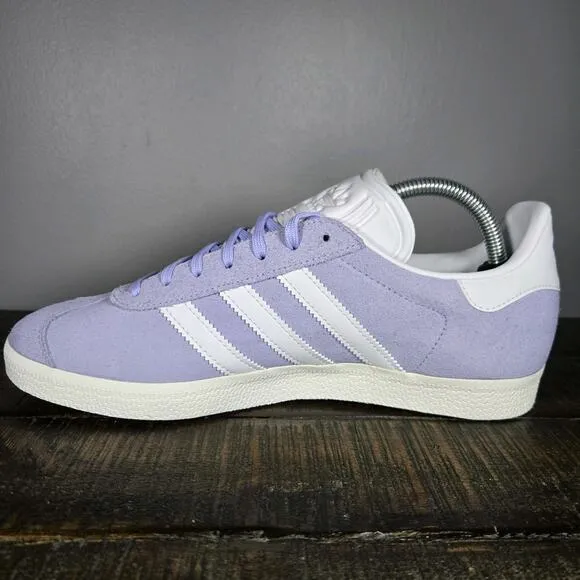 NEW Adidas Gazelle Womens Size 9 Casual Sneaker Shoes Purple Violet White IE0444