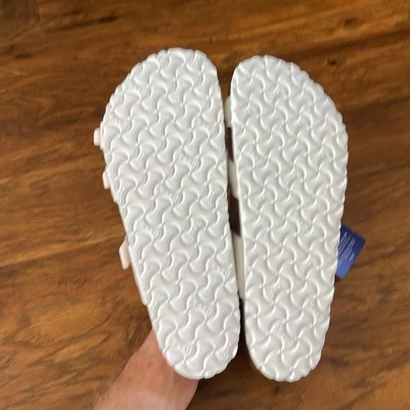 NEW Birkenstock Franca shiny lizard sandals