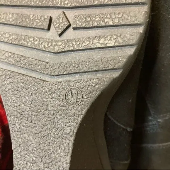 New Bjornal Lyndell Suede Wedge Boots