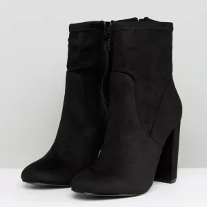 NEW black heeled boots 🖤 velvet booties fall fashion women’s 7.5