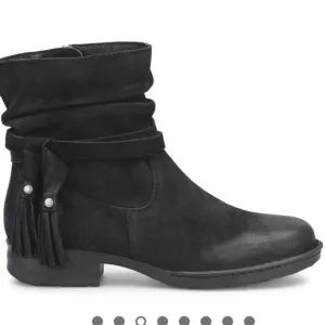 NEW BORN Kenya Black Distressed Fringe Moto heel ankle boots women size 6