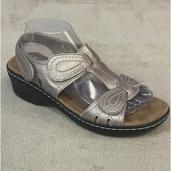 NEW Clarks Size 9M Bronze Metallic Leather Wedge Slide Sandals Strap 65783