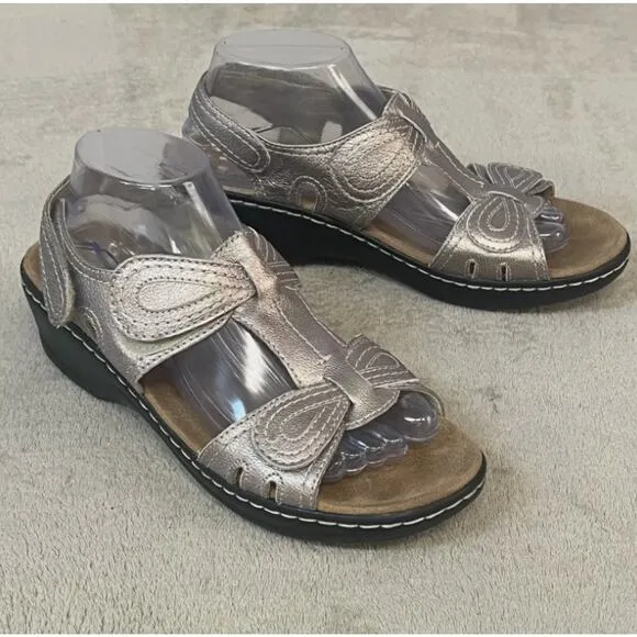 NEW Clarks Size 9M Bronze Metallic Leather Wedge Slide Sandals Strap 65783