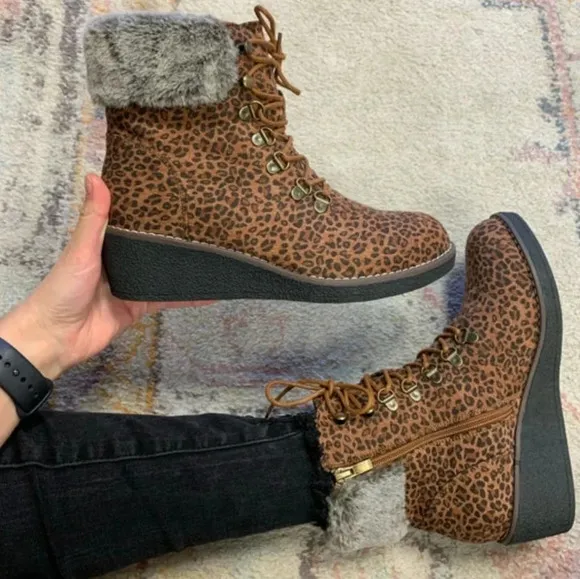 New! Corkys Fox Bay Leopard Ankle Lace Up Wedge Fur Boots 10