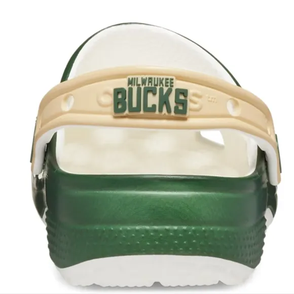 NEW‎ Crocs NBA Milwaukee Bucks Classic Clog Shoes Men's 11 &amp; Men's 12 Basketball