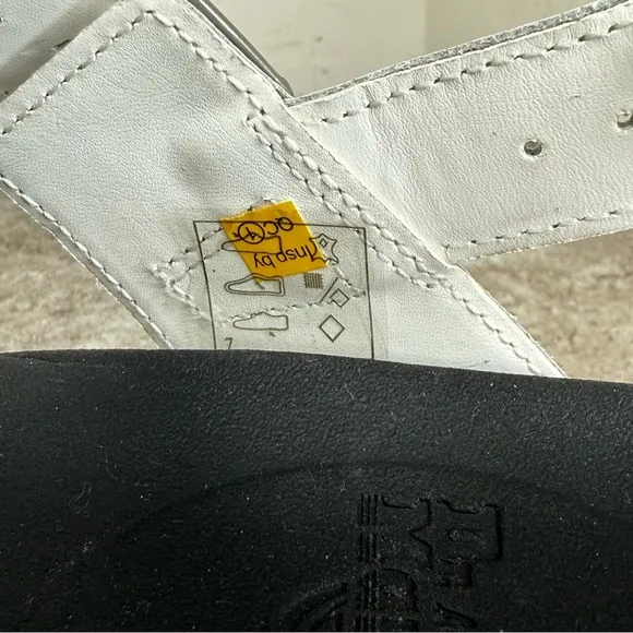 NEW Dr Martens VOSS Hydro White Leather Platform Strap Sandals Woman EU 42 US 10