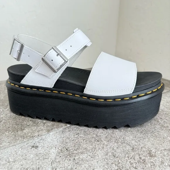 NEW Dr Martens VOSS Hydro White Leather Platform Strap Sandals Woman EU 42 US 10