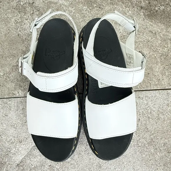NEW Dr Martens VOSS Hydro White Leather Platform Strap Sandals Woman EU 42 US 10