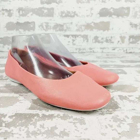 NEW Gentle Souls Travel Ballet Pink Leather Slip On Casual Comfy Flats O338